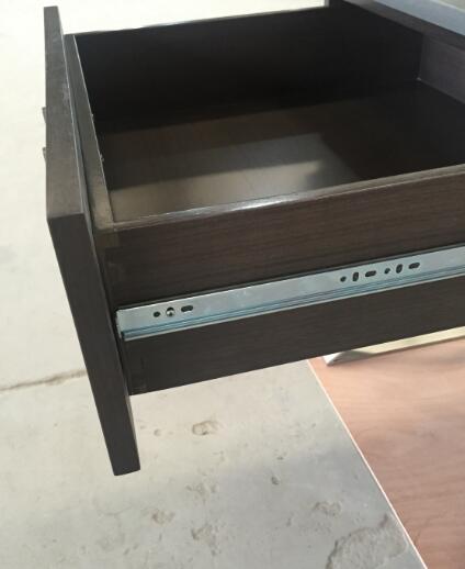 König Size Hotel Bedside verlegt Metallbein-Gastfreundschafts-Fall-Waren mit Sheen 100% 2