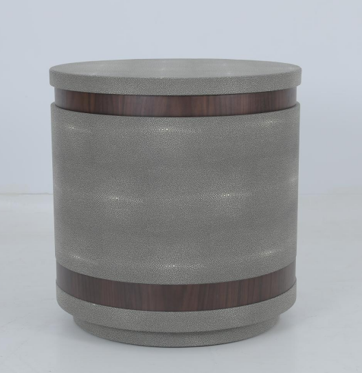 Holzbasierter moderner Couchtisch 2