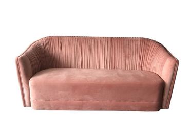 kaufen Heftete sich neuer Rosasamt des Entwurfs heiße 2018 Wohnzimmermöbelsofa, Samthochzeitssofa durch Online-Herstellung