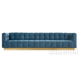 kaufen Gebürstetes niedriges Messingwohnzimmer Sofa Folded Biscuit Tufting With zog Knöpfe in Bule Velve Online-Herstellung