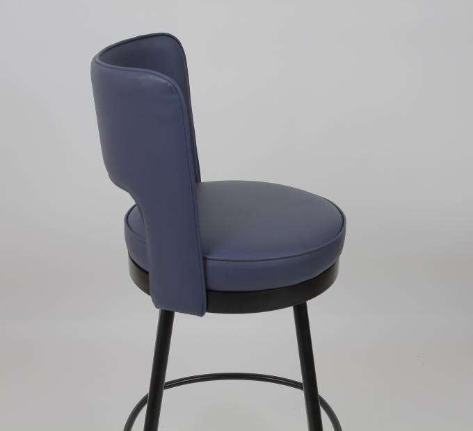 Blauer Gewebe-Kissen-Schwarz-Metallrahmen-Barhocker für Wohnzimmer-modernen Luxus 1
