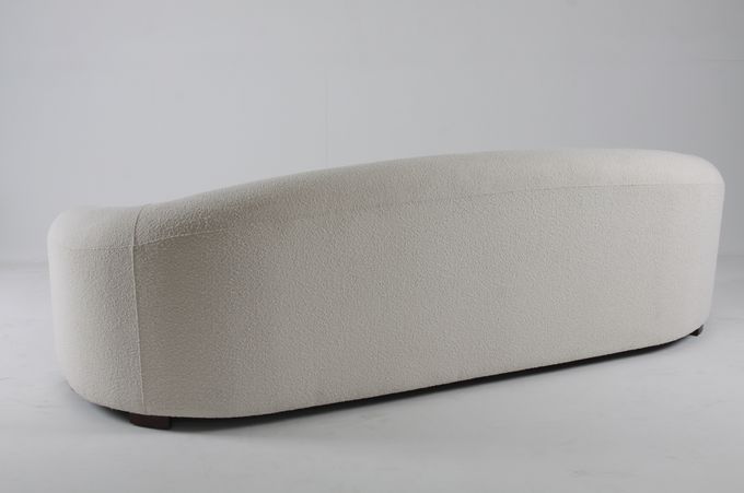 Luxus- und modernes weißes Boucle-Wohnzimmer Sofa With Wooden Legs 0