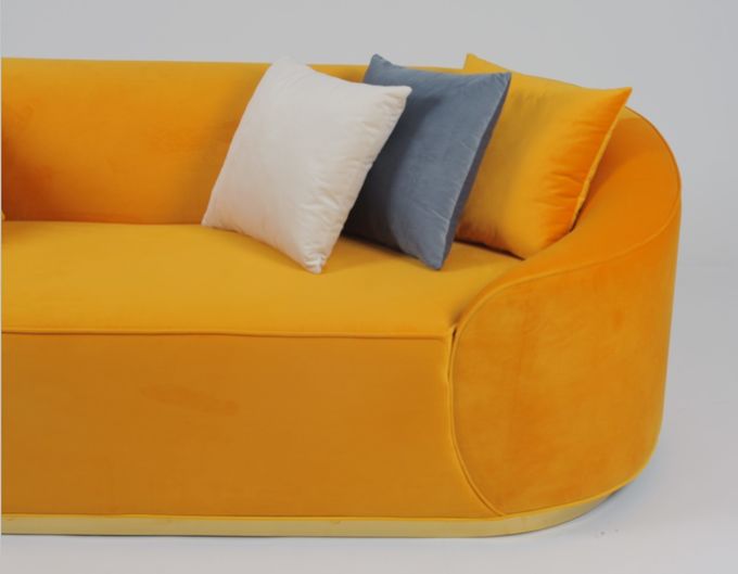 Wohnzimmer-Gewebe-Samt Sofa With Metal Base 5