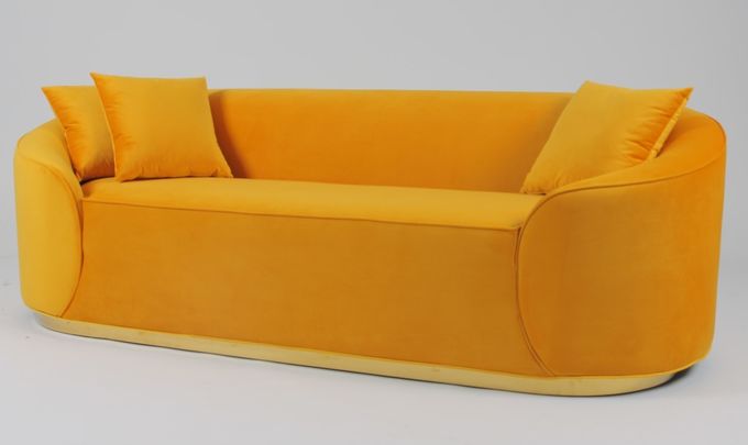 Wohnzimmer-Gewebe-Samt Sofa With Metal Base 4